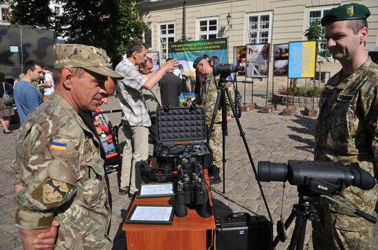 Презентация техники, стоящей на вооружении пограничных войск Украины