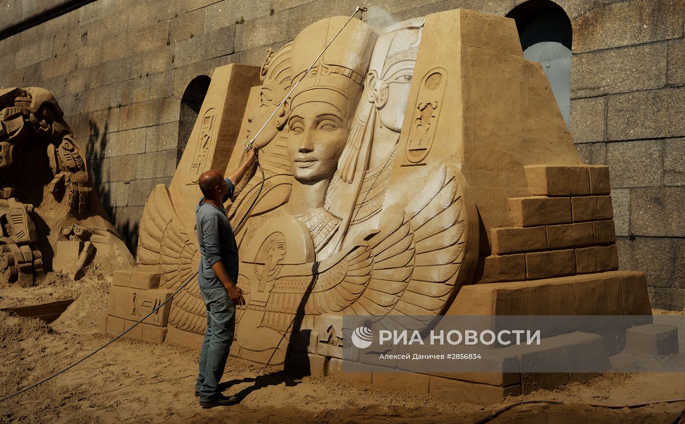Фестиваль песчаных скульптур в Санкт-Петербурге