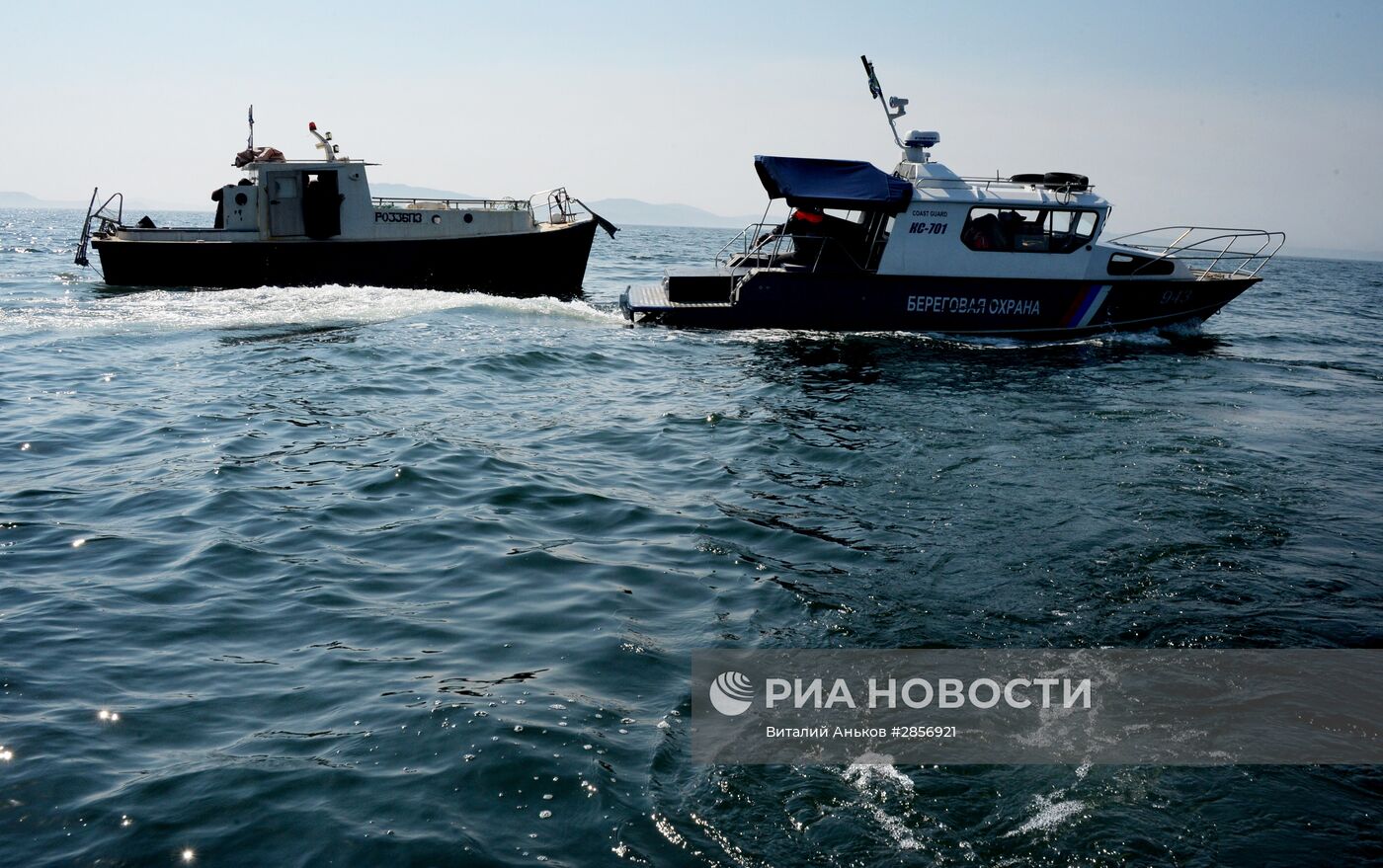 Рейд морских пограничников по проверке прибрежного лова в Приморском крае