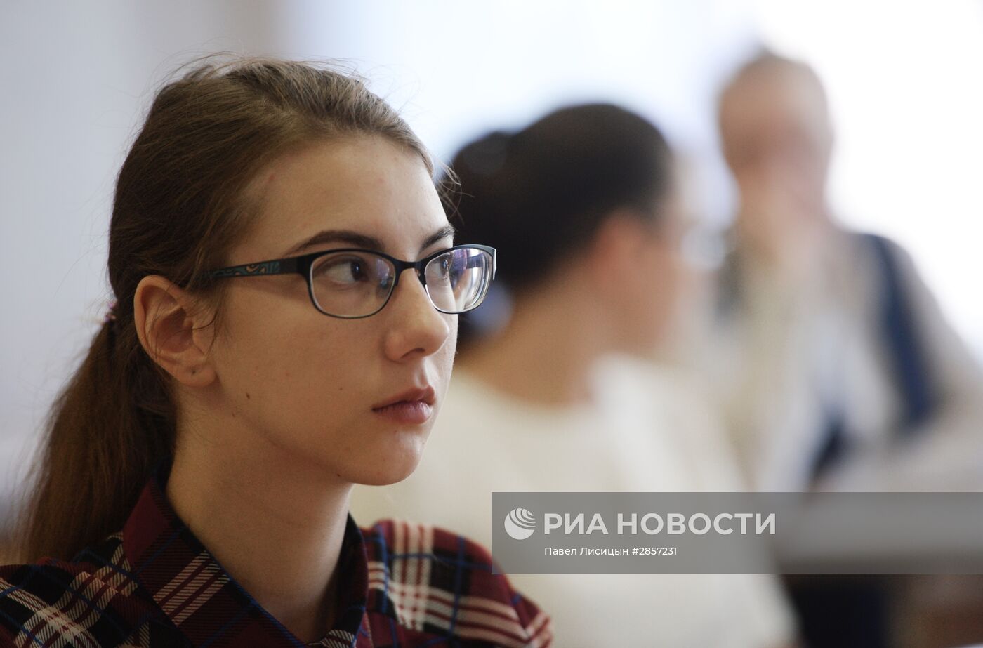 Сдача ЕГЭ по географии и литературе в городах России