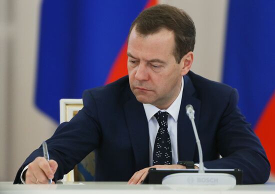 Премьер-министр РФ Д. Медведев встретился с членами РСПП