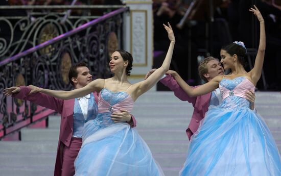 Гала-концерт "Классика на Дворцовой" в Санкт-Петербурге