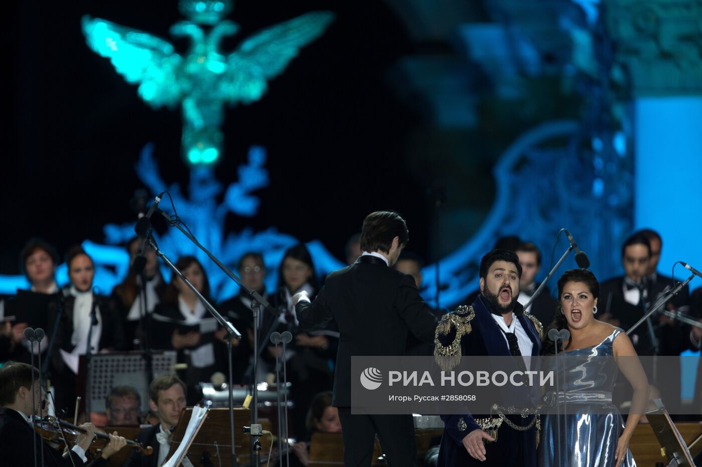 Гала-концерт "Классика на Дворцовой" в Санкт-Петербурге