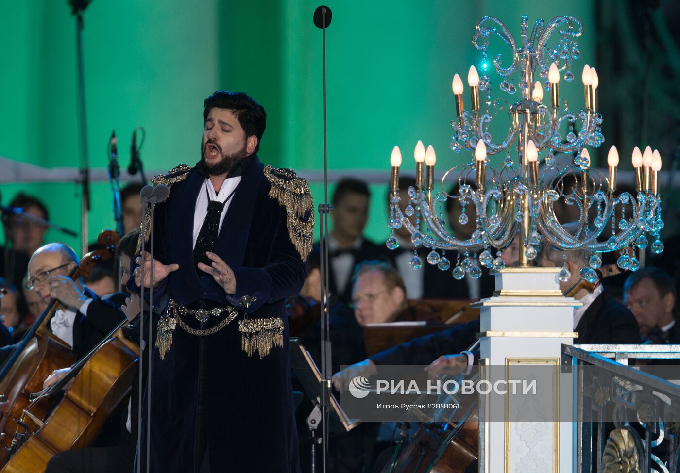 Гала-концерт "Классика на Дворцовой" в Санкт-Петербурге