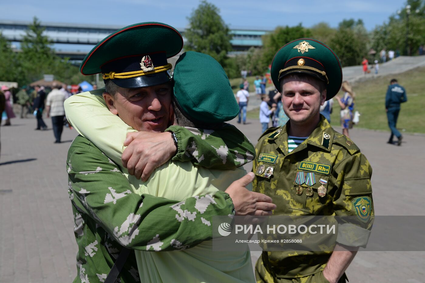 Празднование Дня пограничника в России