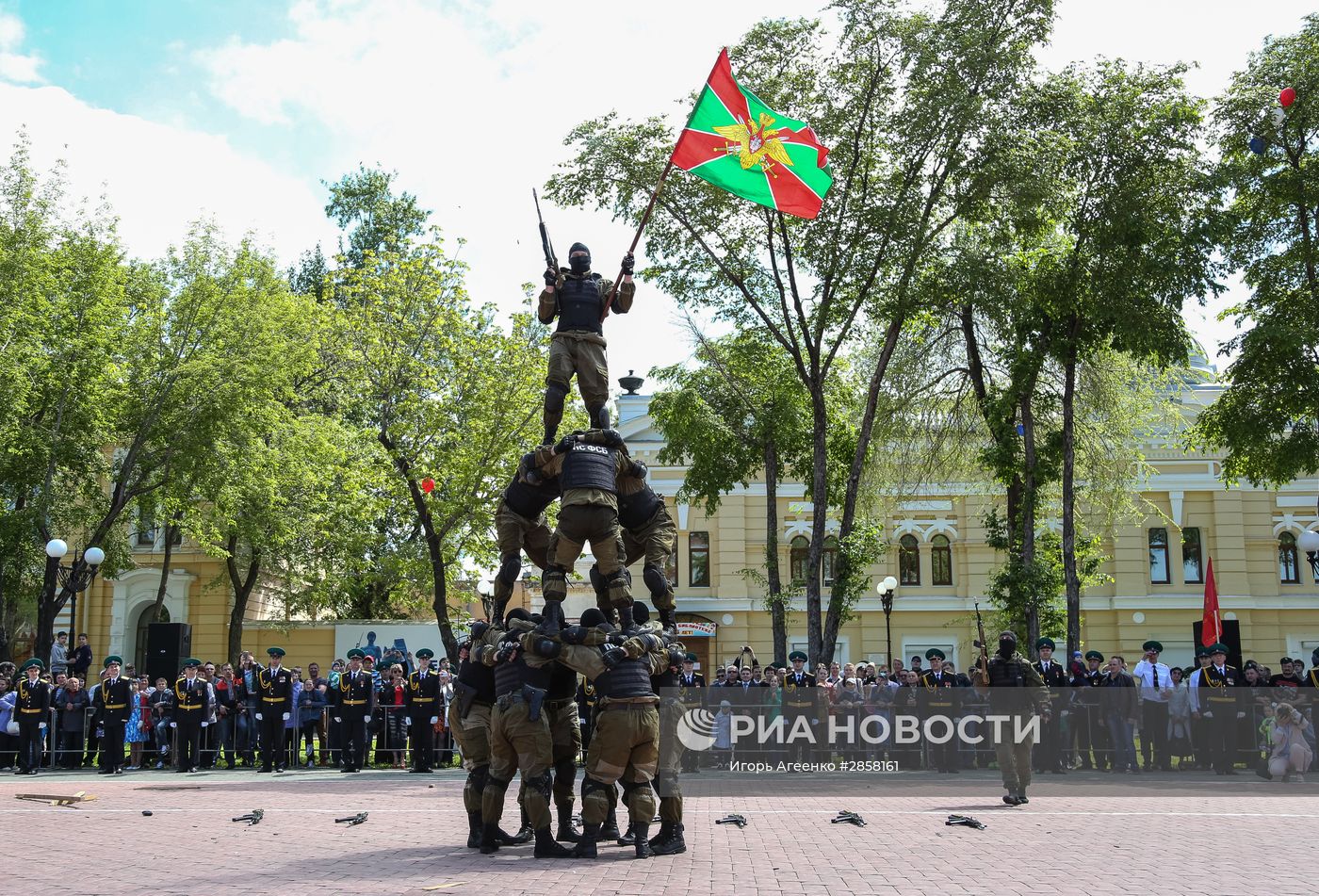 Празднование Дня пограничника в России