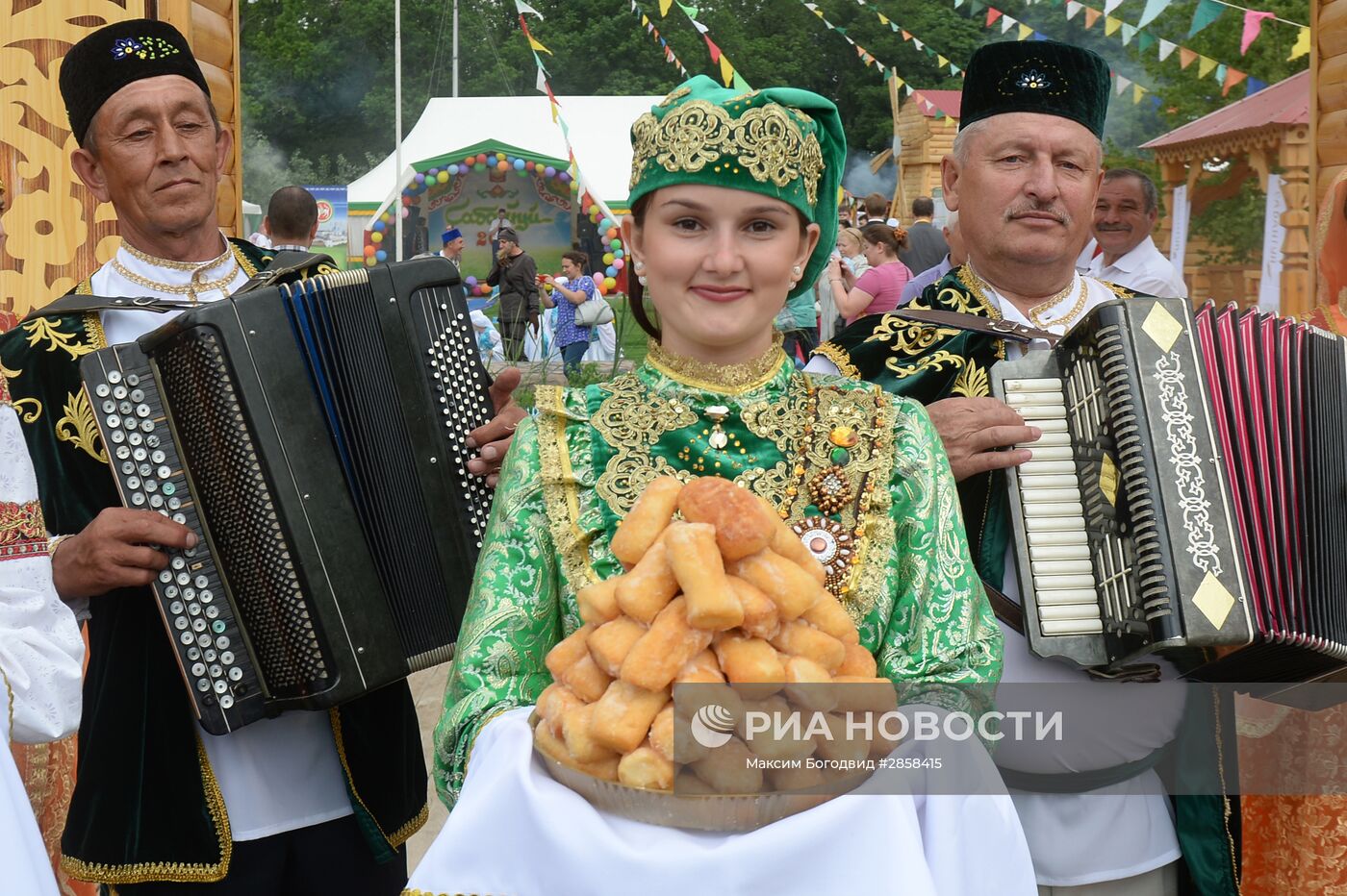 Праздник "Сабантуй" в городах России