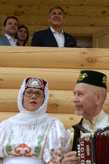 Праздник "Сабантуй" в городах России