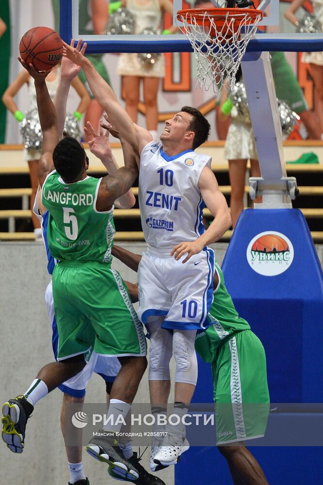 Баскетбол. Единая Лига ВТБ. Матч УНИКС - "Зенит"