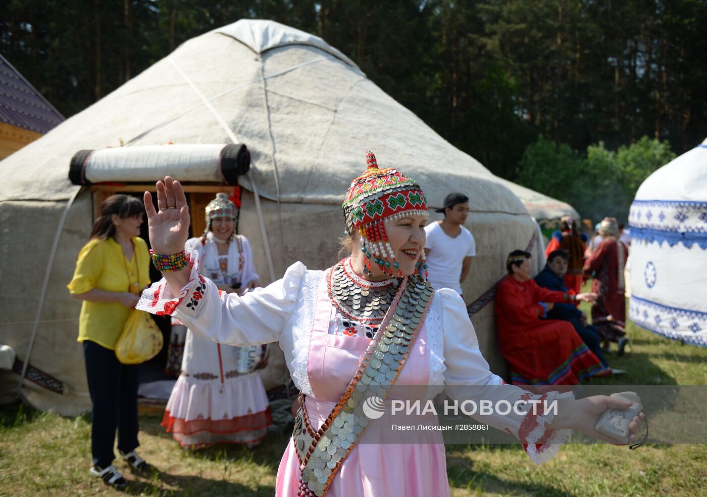 Праздник "Сабантуй" в городах России