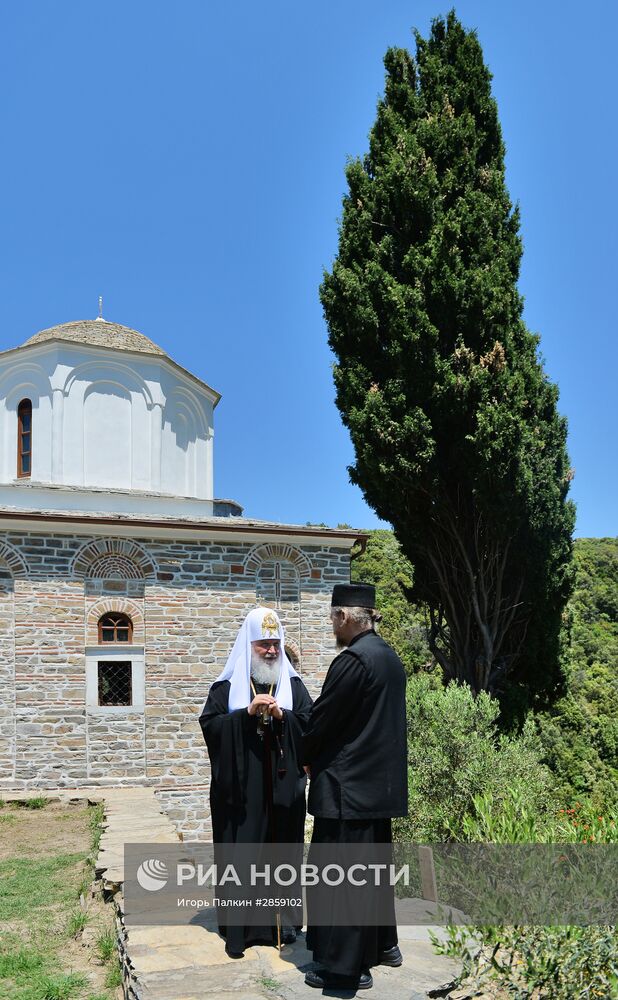 Патриарх Кирилл посетил священную гору Афон