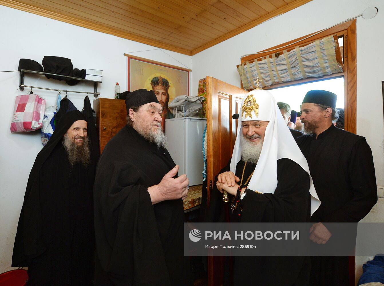 Патриарх Кирилл посетил священную гору Афон