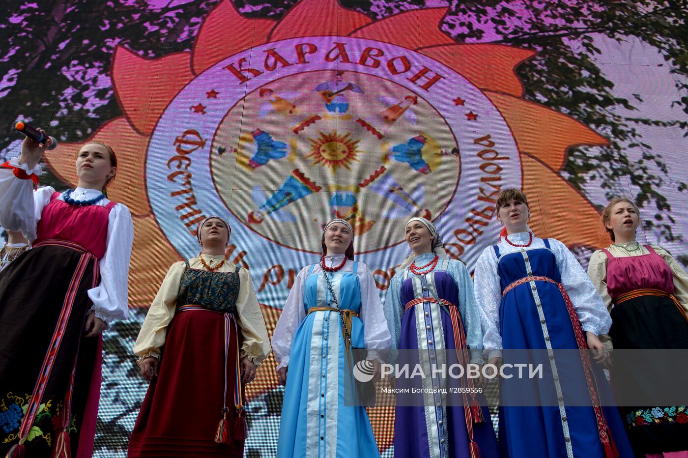 Фестиваль русского фольклора "Каравон" в Татарстане