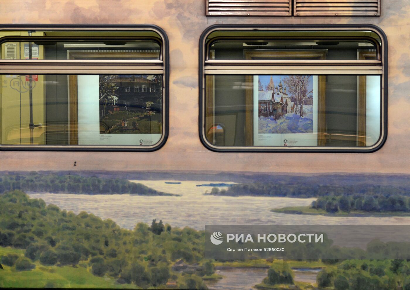 Запуск поезда "Акварель" с обновлённой экспозицией "Мастера Строгановской школы"