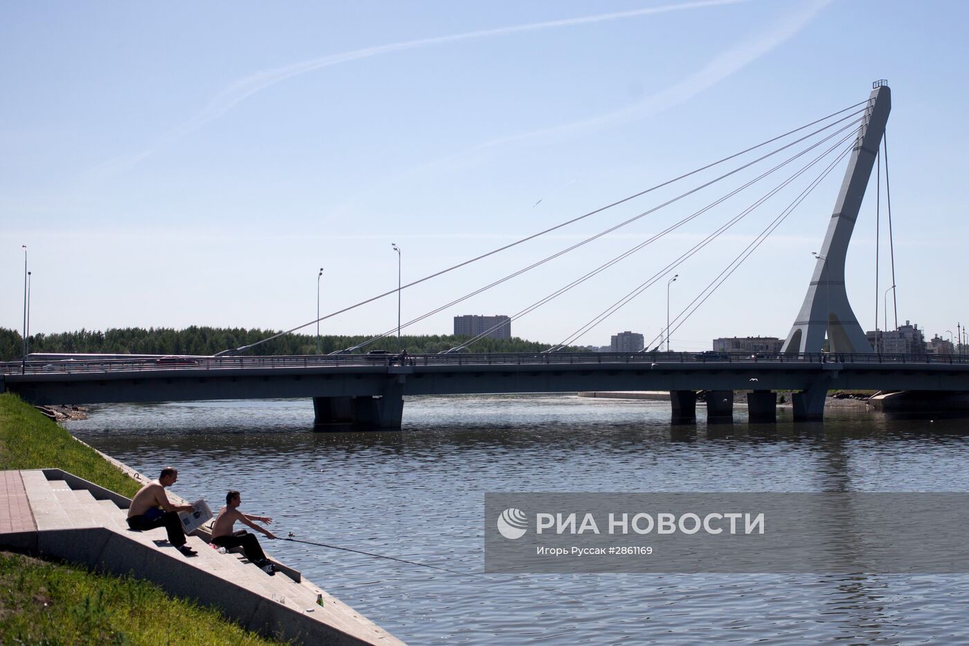 Мост через Дудергофский канал в Санкт-Петербурге