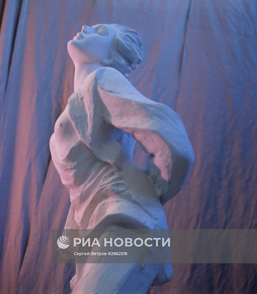 Скульптура "Зоя Космодемьянская"