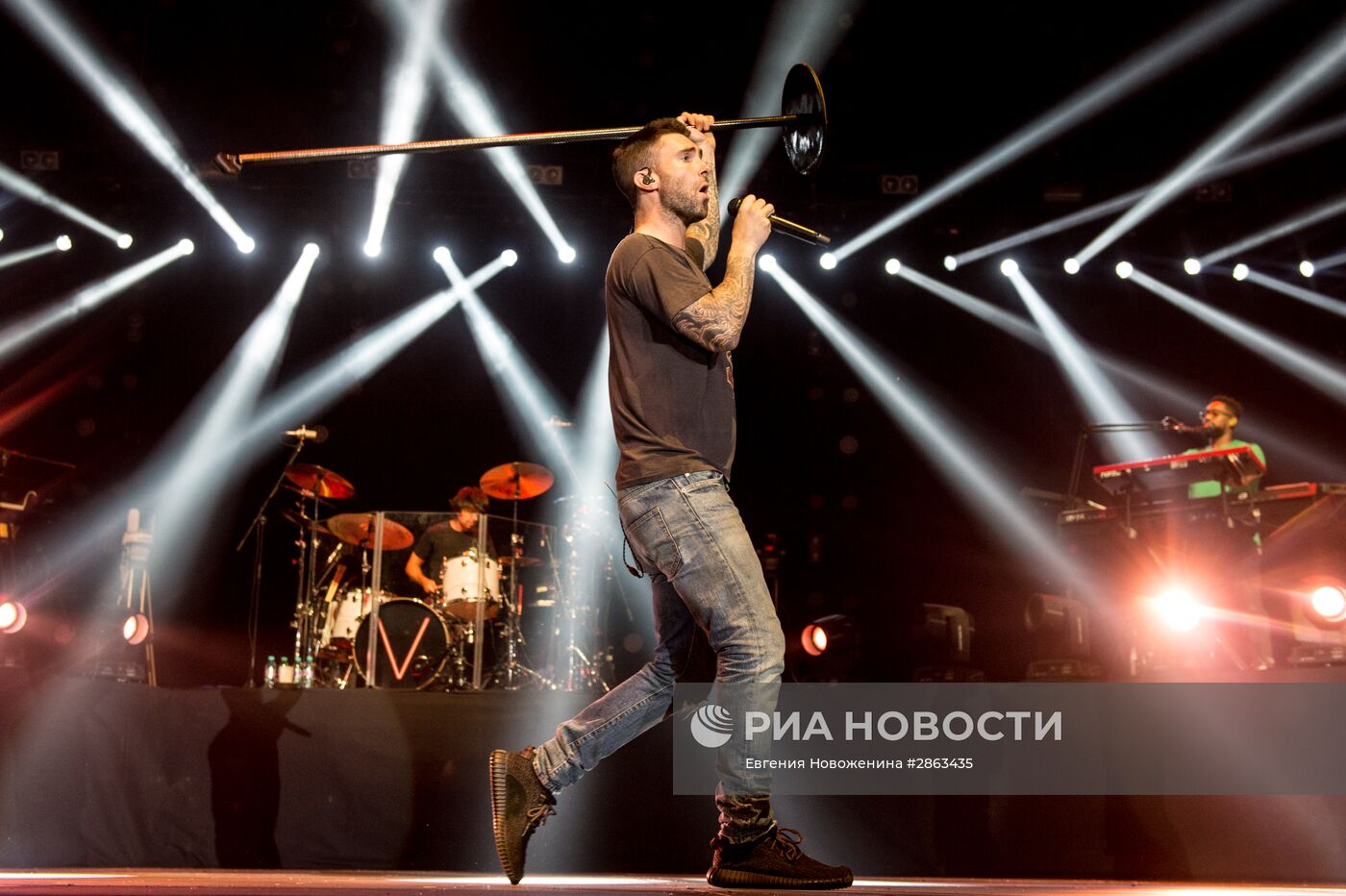 Концерт группы "Maroon 5"