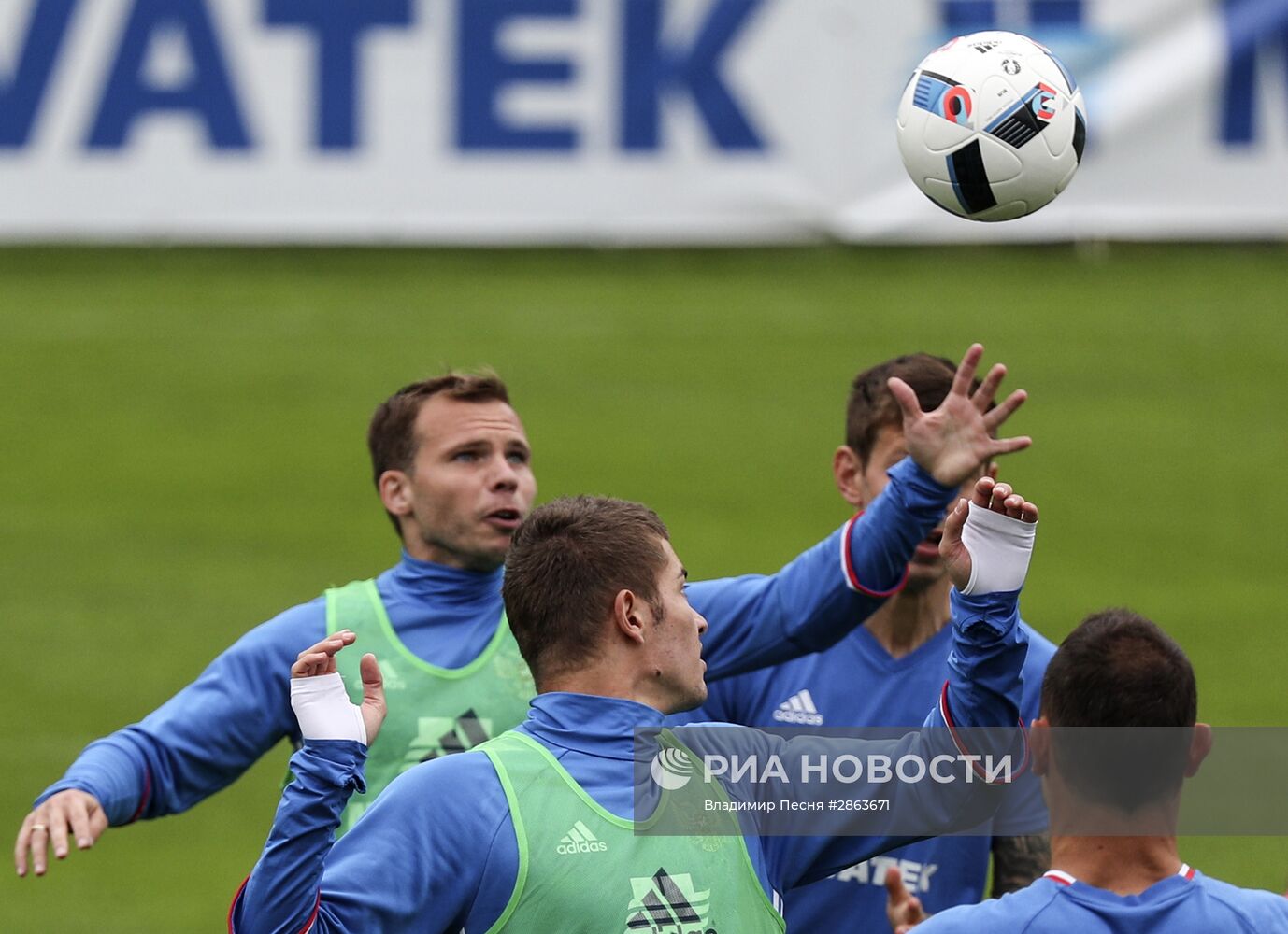 Футбол. Тренировка сборной России