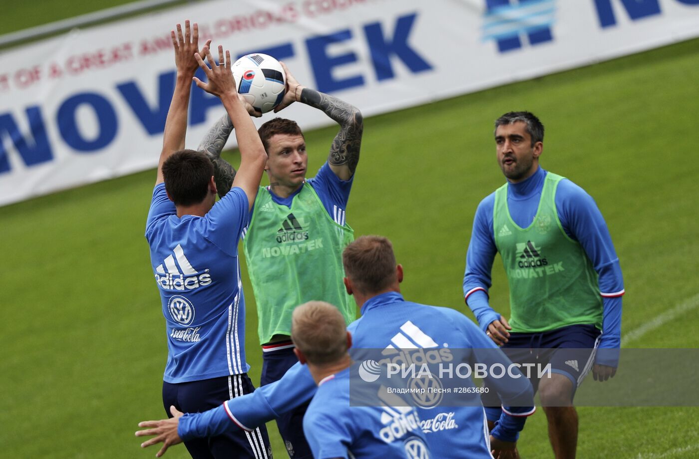 Футбол. Тренировка сборной России