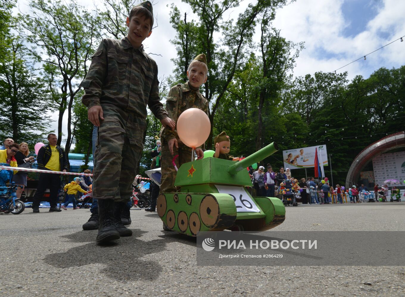 Парад детских колясок в Ставрополе | РИА Новости Медиабанк