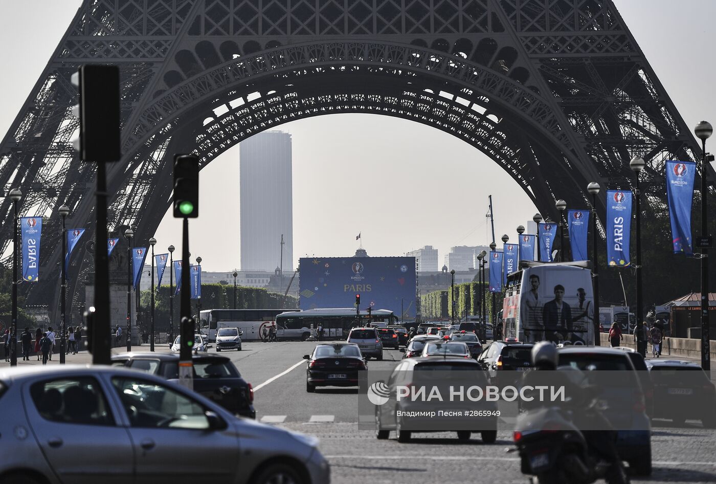 Подготовка к чемпионату Европы по футболу в Париже