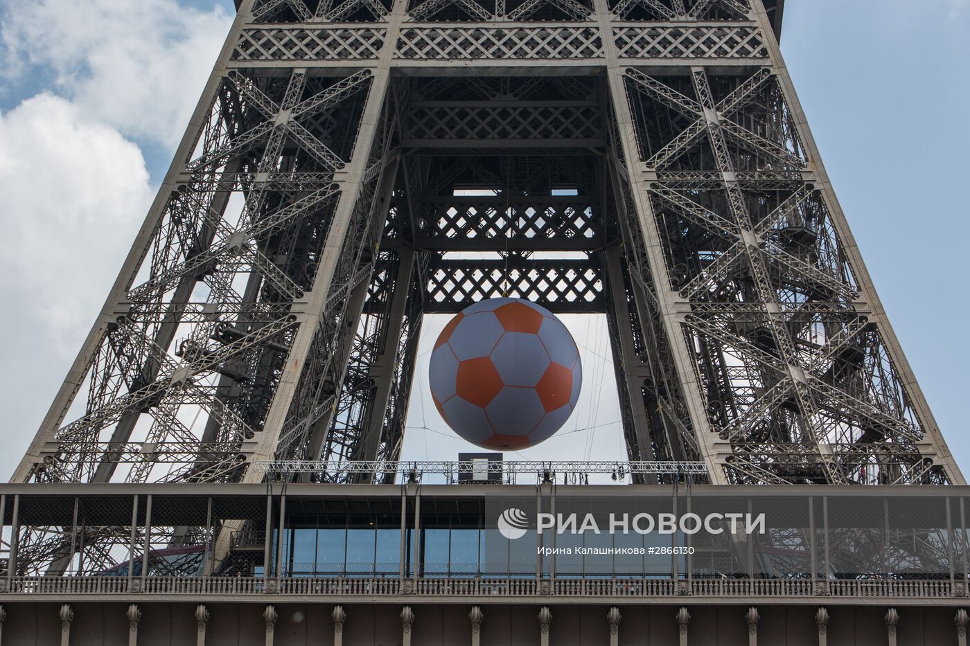 Подготовка к чемпионату Европы по футболу в Париже