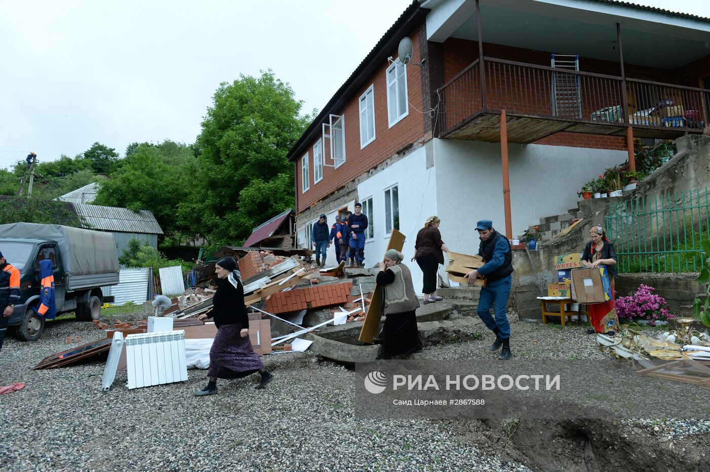 Последствия оползней в Чеченской Республике