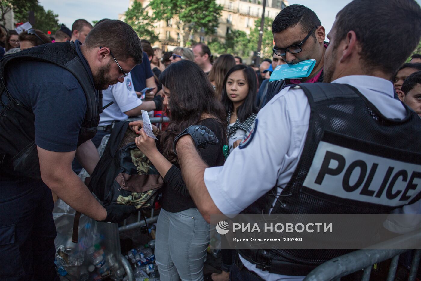 Усиление мер безопасности в Париже перед ЧЕ по футболу