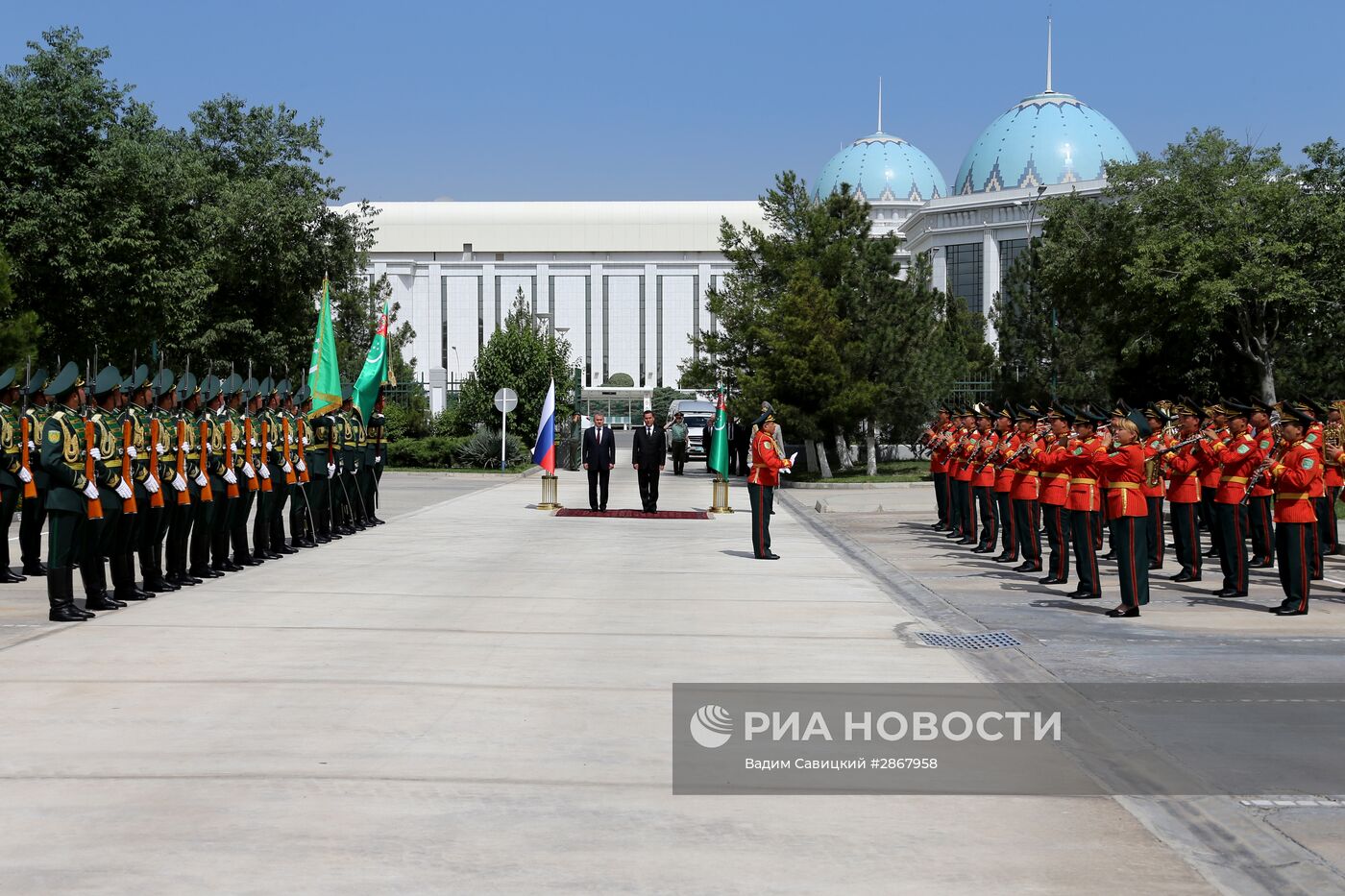 Визит Министра обороны РФ С. Шойгу в Туркменистан и Иран