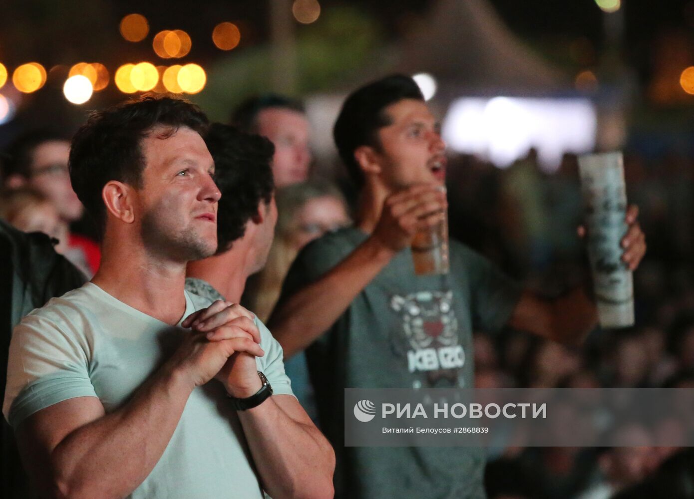 Трансляция матча-открытия Евро - 2016 в фан-зонах во Франции