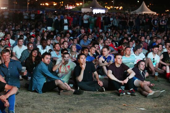 Трансляция матча-открытия Евро - 2016 в фан-зонах во Франции