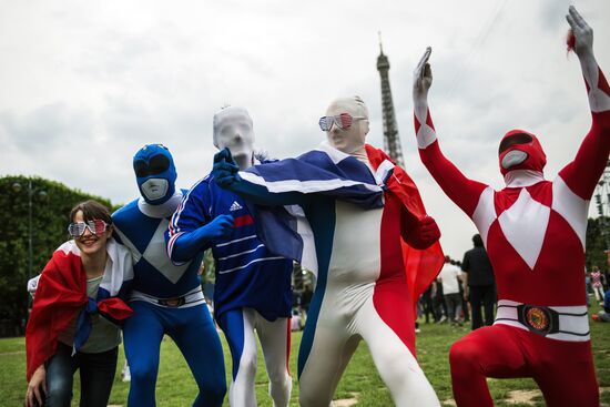 Трансляция матча-открытия Евро - 2016 в фан-зонах во Франции