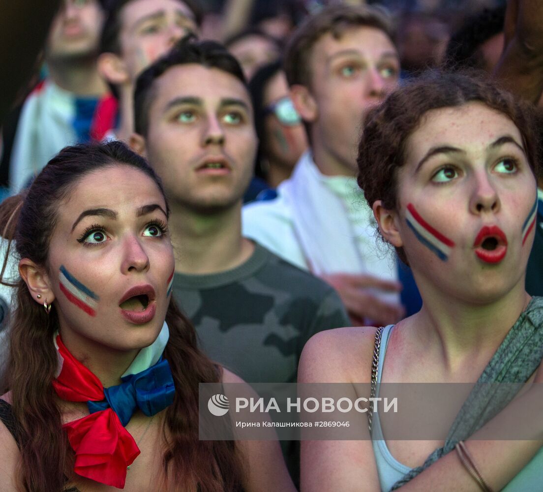 Трансляция матча-открытия Евро - 2016 в фан-зонах во Франции