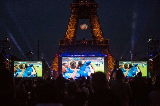 Трансляция матча-открытия Евро - 2016 в фан-зонах во Франции