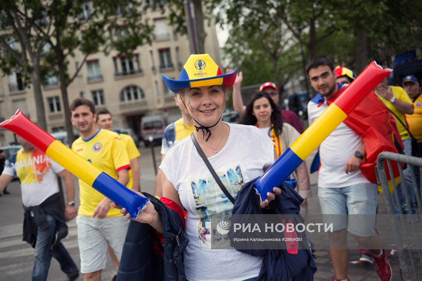 Трансляция матча-открытия Евро - 2016 в фан-зонах во Франции
