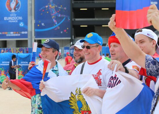 Футбол. Чемпионат Европы - 2016. Матч Англия - Россия