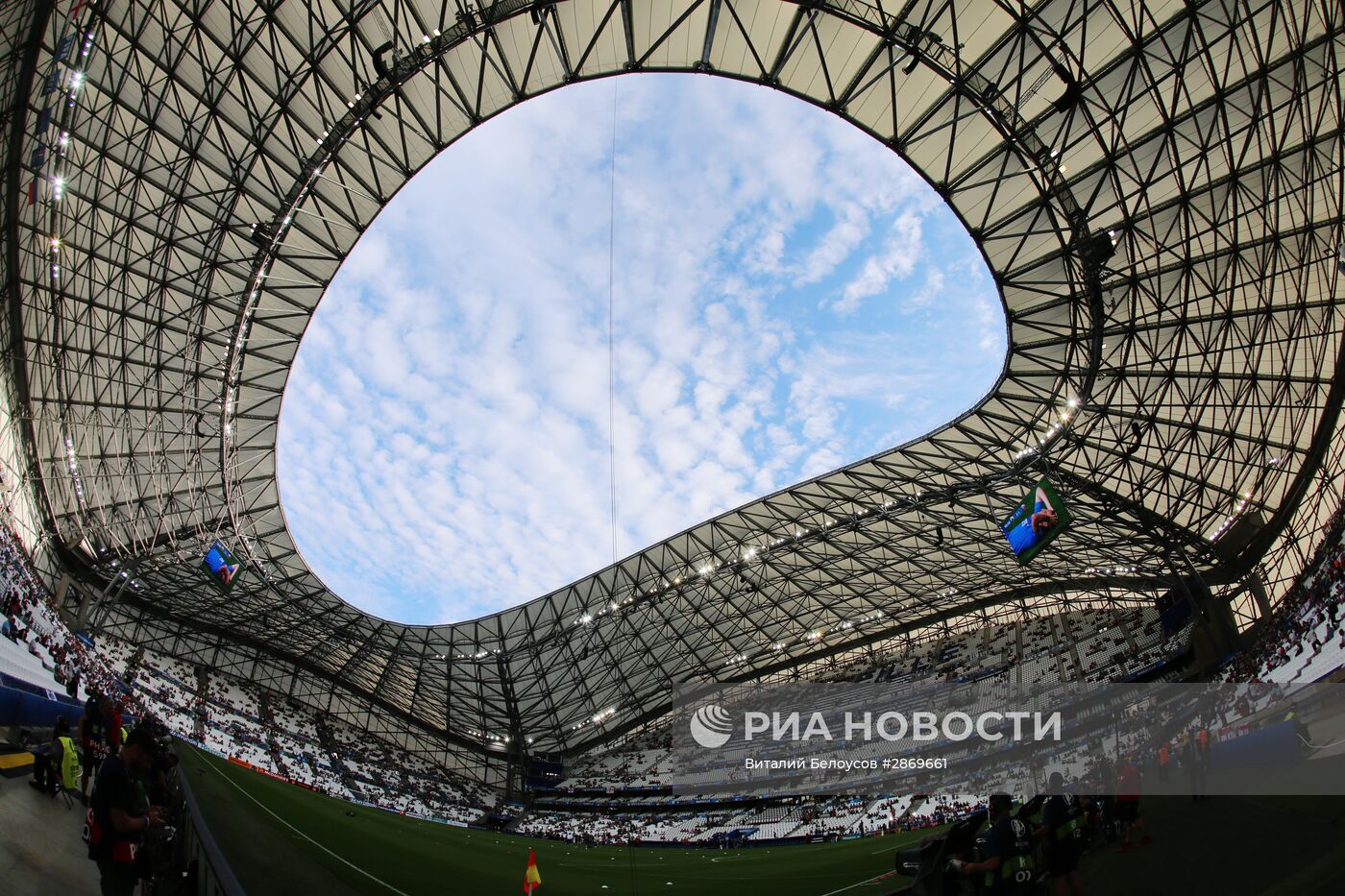 Футбол. Чемпионат Европы - 2016. Матч Англия - Россия