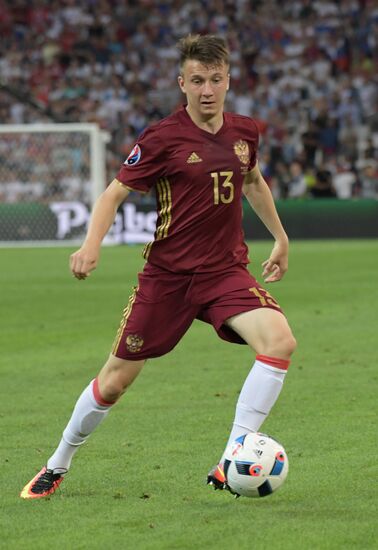 Футбол. Чемпионат Европы - 2016. Матч Англия - Россия