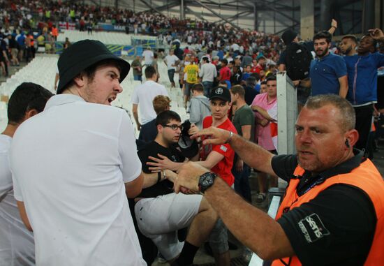 Футбол. Чемпионат Европы - 2016. Матч Англия - Россия