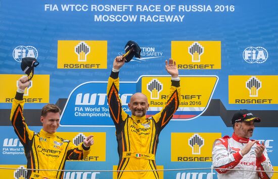 Автоспорт. IV этап чемпионата мира FIA WTCC. Второй день