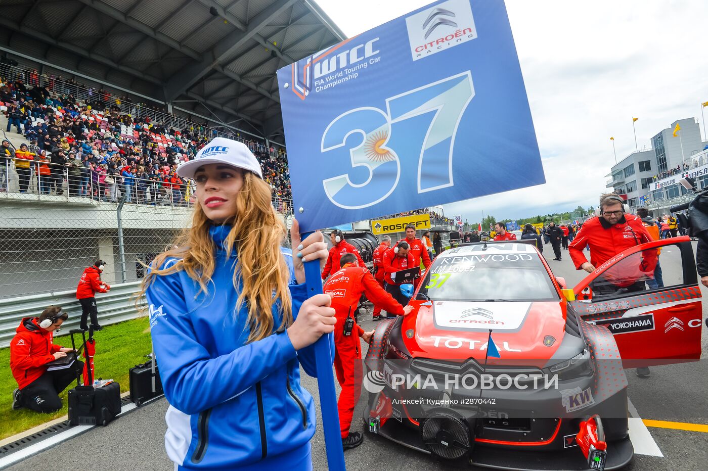 Автоспорт. IV этап чемпионата мира FIA WTCC. Второй день