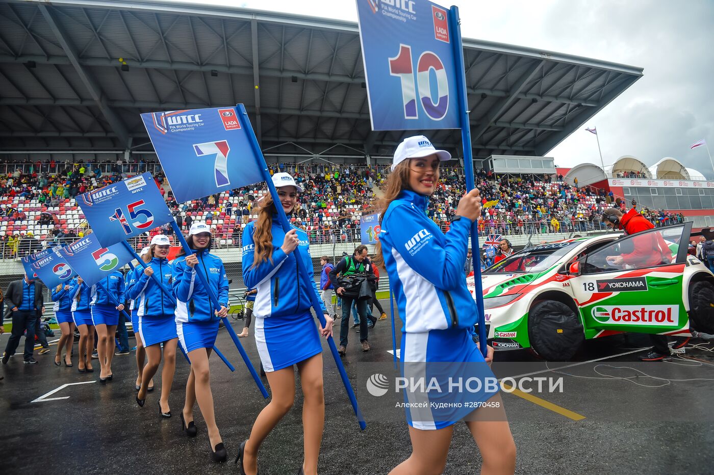 Автоспорт. IV этап чемпионата мира FIA WTCC. Второй день