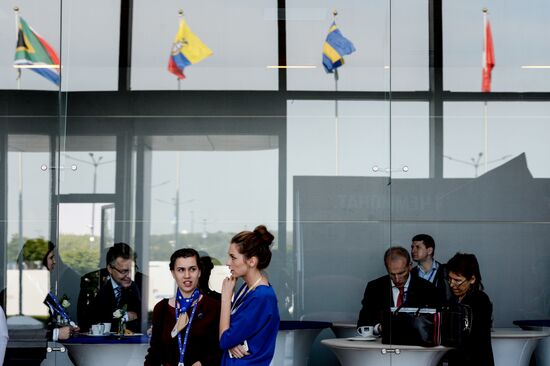 XX Петербургский международный экономический форум. День первый