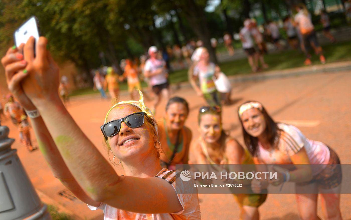 Красочный забег в Москве