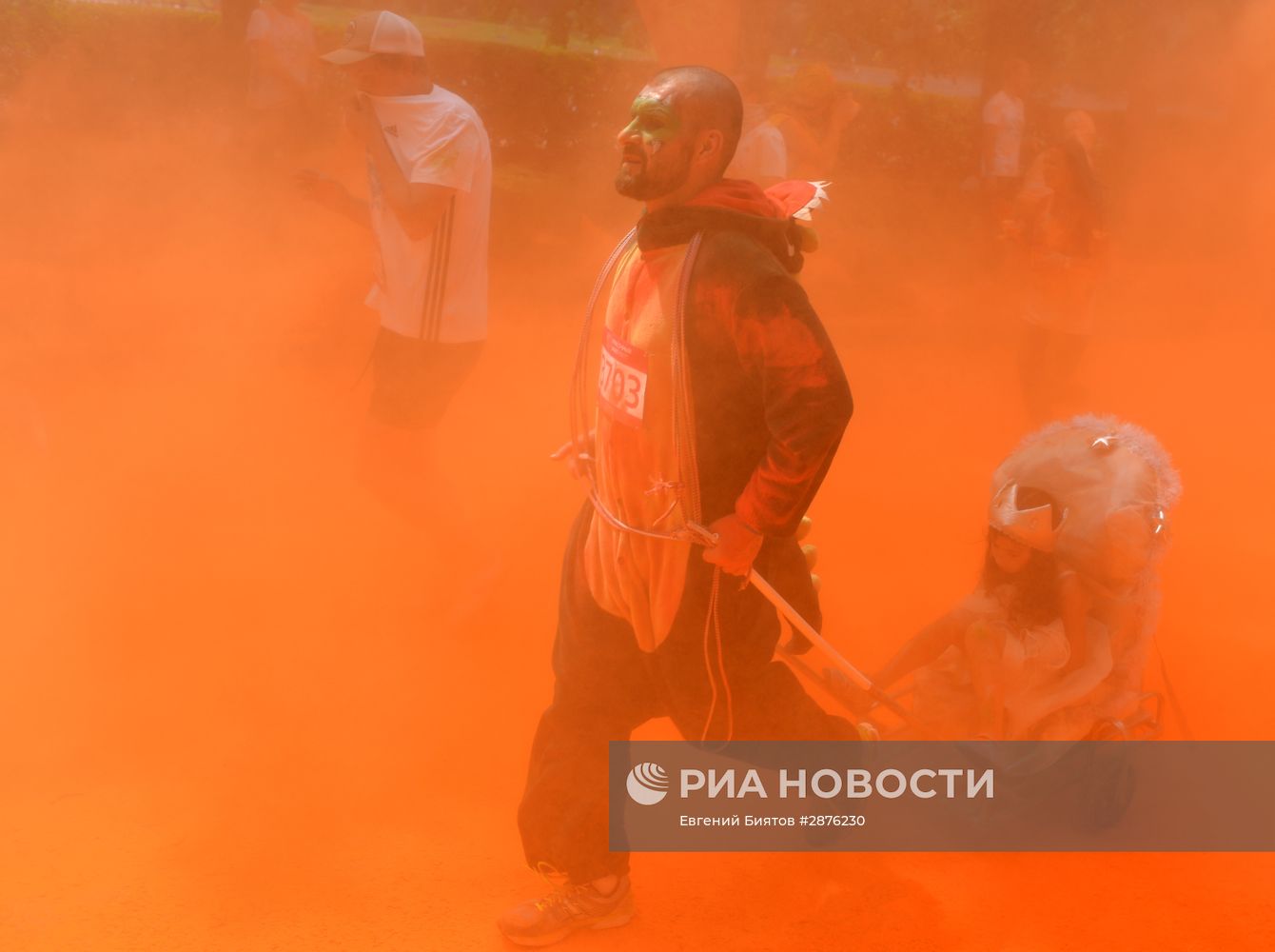 Красочный забег в Москве