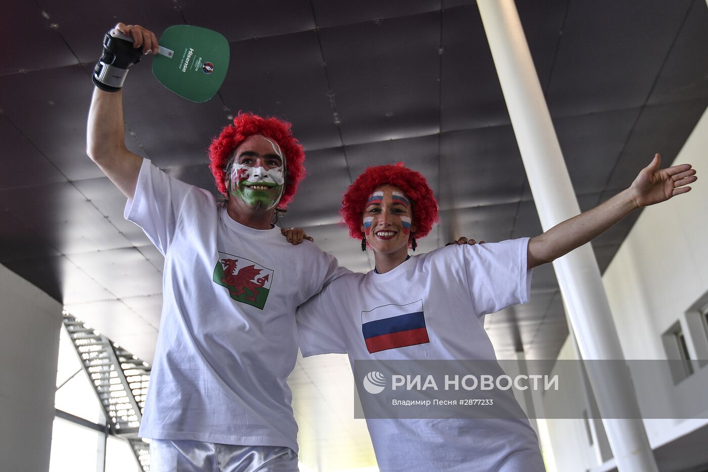 Футбол. Чемпионат Европы - 2016. Матч Россия - Уэльс