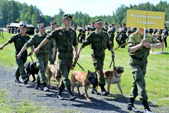 Открытие Всеармейского этапа конкурса кинологов ВС РФ "Верный друг"