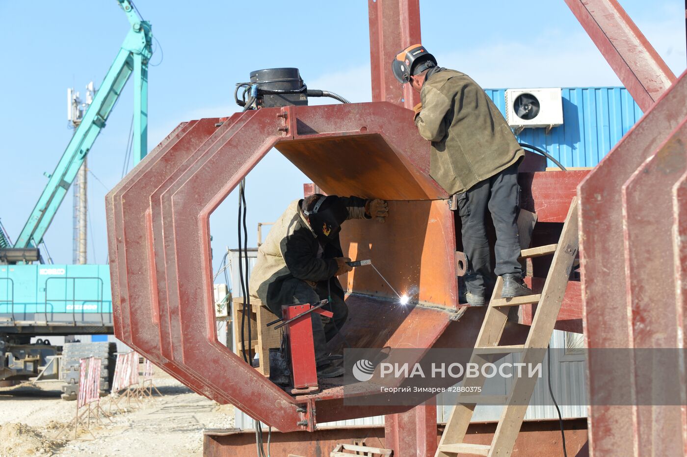 Строительство моста через Керченский пролив