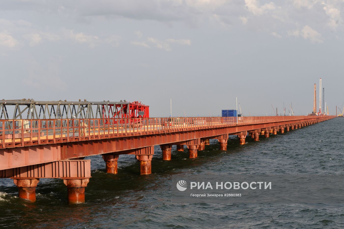 Строительство моста через Керченский пролив