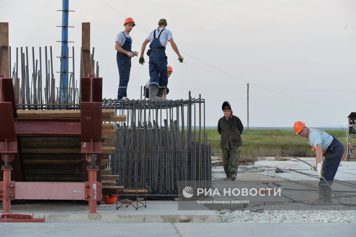 Строительство моста через Керченский пролив